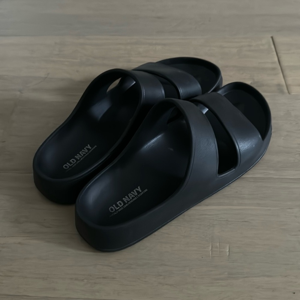 Old Navy Sandals